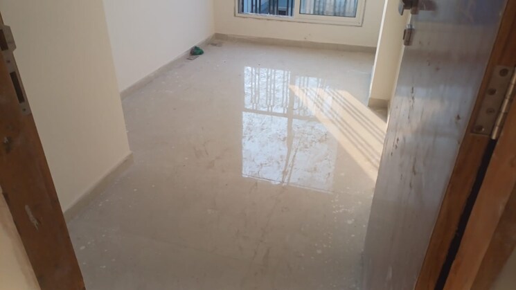 Room, thane east 3 Bedroom 856 Sq.Ft. Apartment In Thane East Thane 8035552