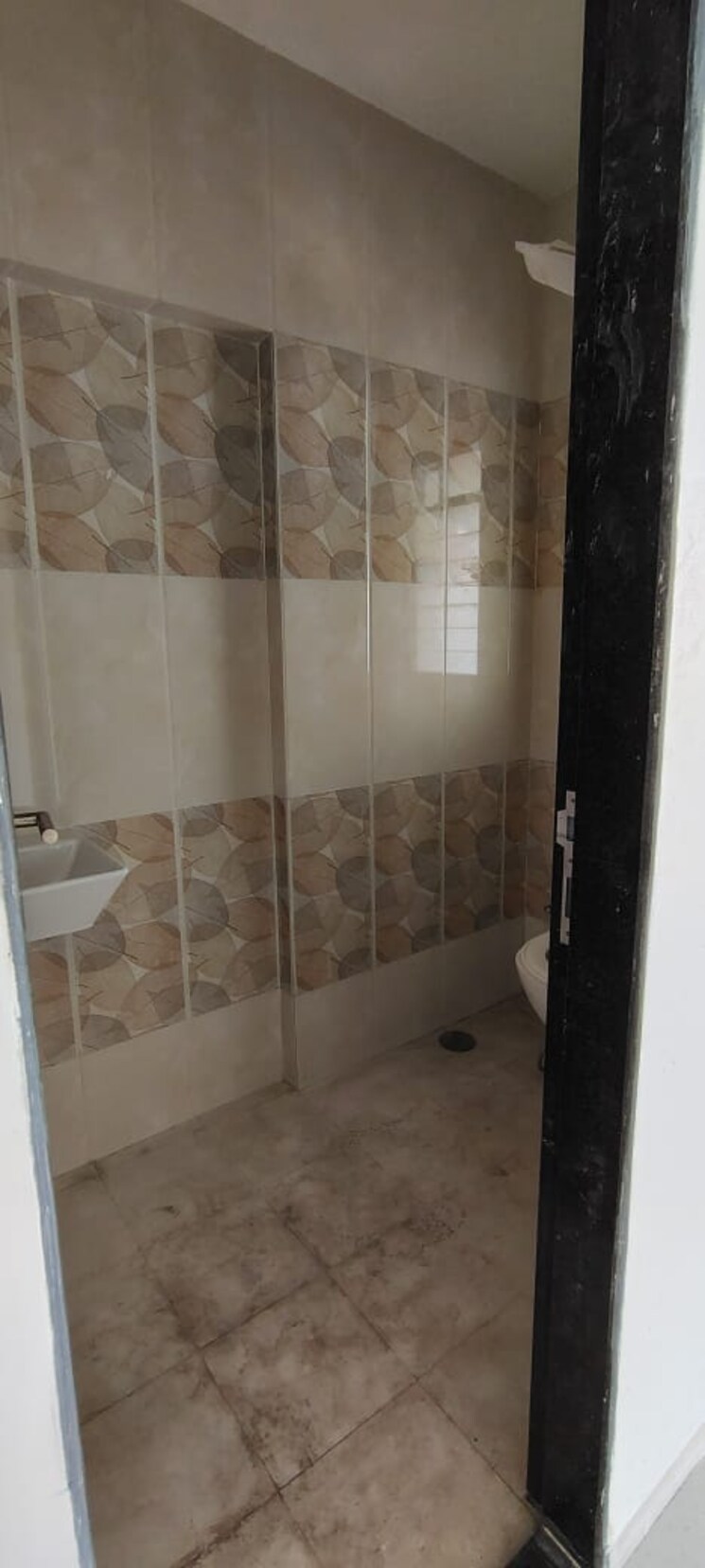 Bathroom, shree-swami-krupa-annapurna-niwas 2 Bedroom 700 Sq.Ft. Apartment In Naupada Thane 8035559