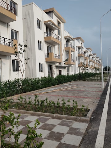 3 BHK Builder Floor – Exterior View View at Bptp Park Floors I, Sector 77 - for Sale