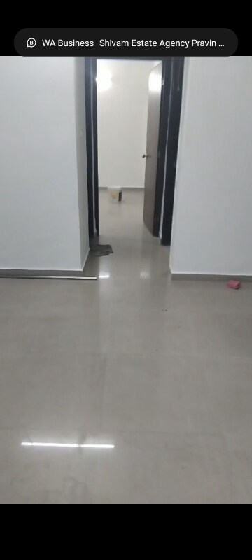 Room in 2 BHK Apartment at Man Opus, Mira Road – for Rent