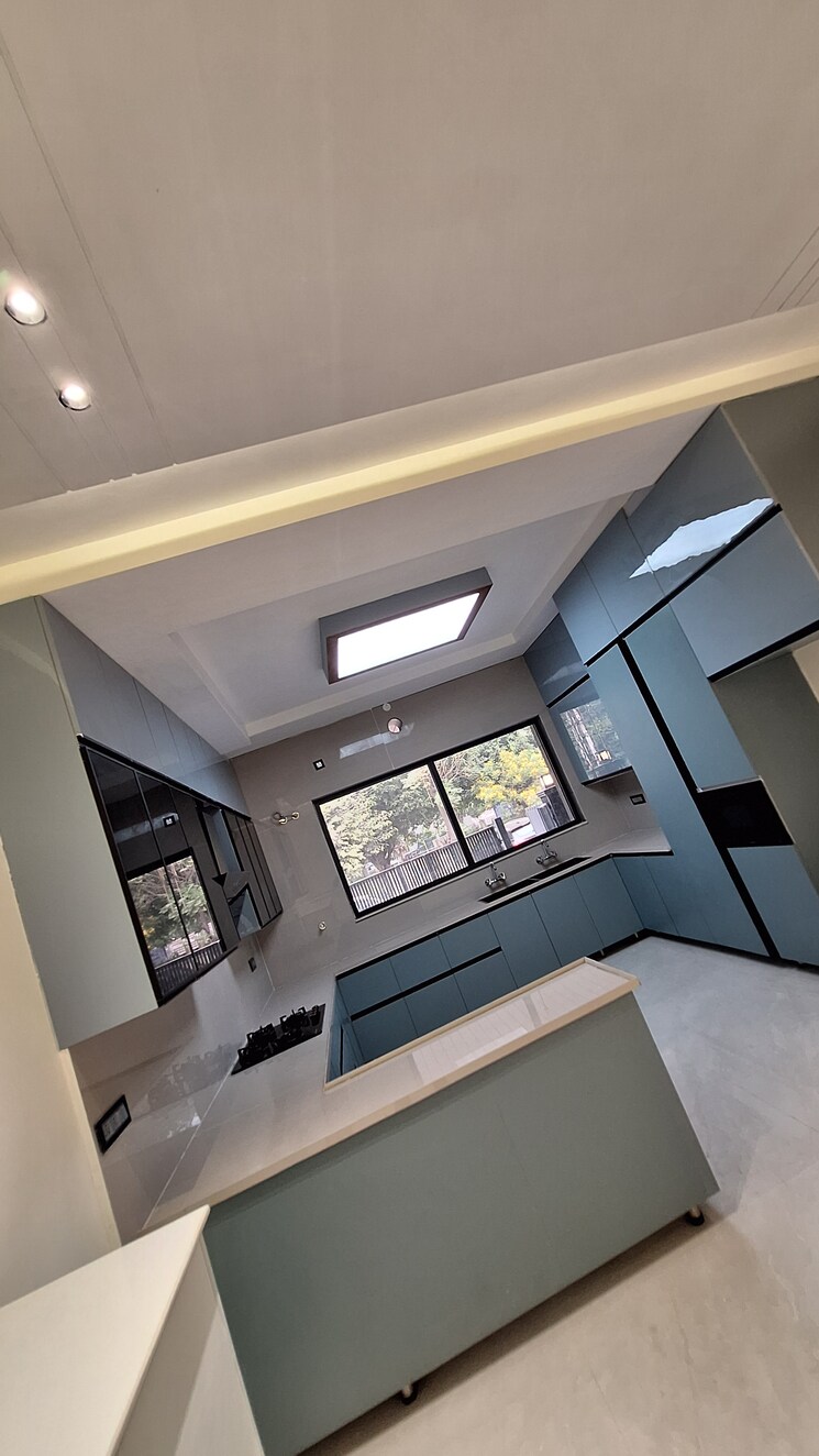 undefined, sunny enclave 5 Bedroom 250 Sq.Yd. Independent House In Sunny Enclave Mohali 8035590