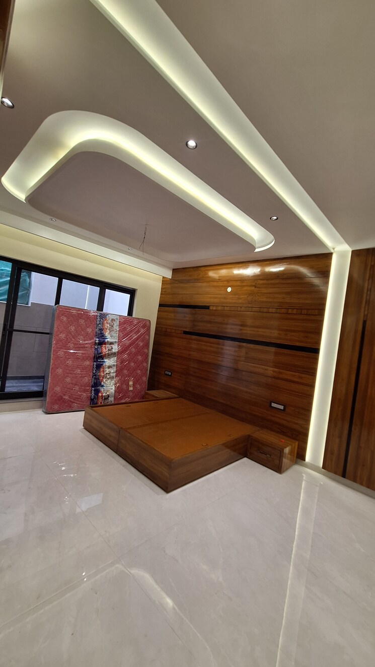 undefined, sunny enclave 5 Bedroom 250 Sq.Yd. Independent House In Sunny Enclave Mohali 8035590