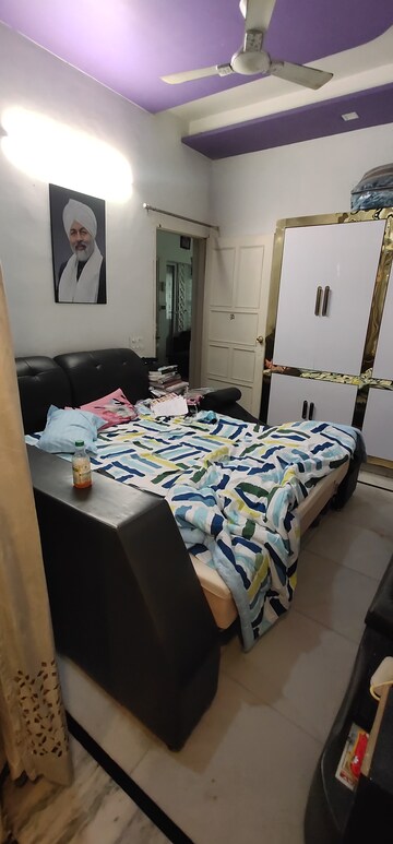 Room in  Pg at Omaxe City – for Rent