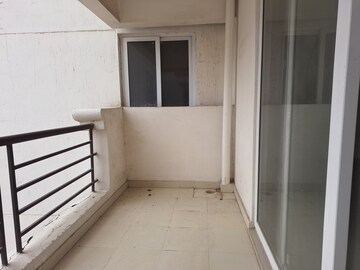 Building Lobby in 3 BHK Apartment at Ramprastha City The Edge Towers, Sector 37d – for Rent