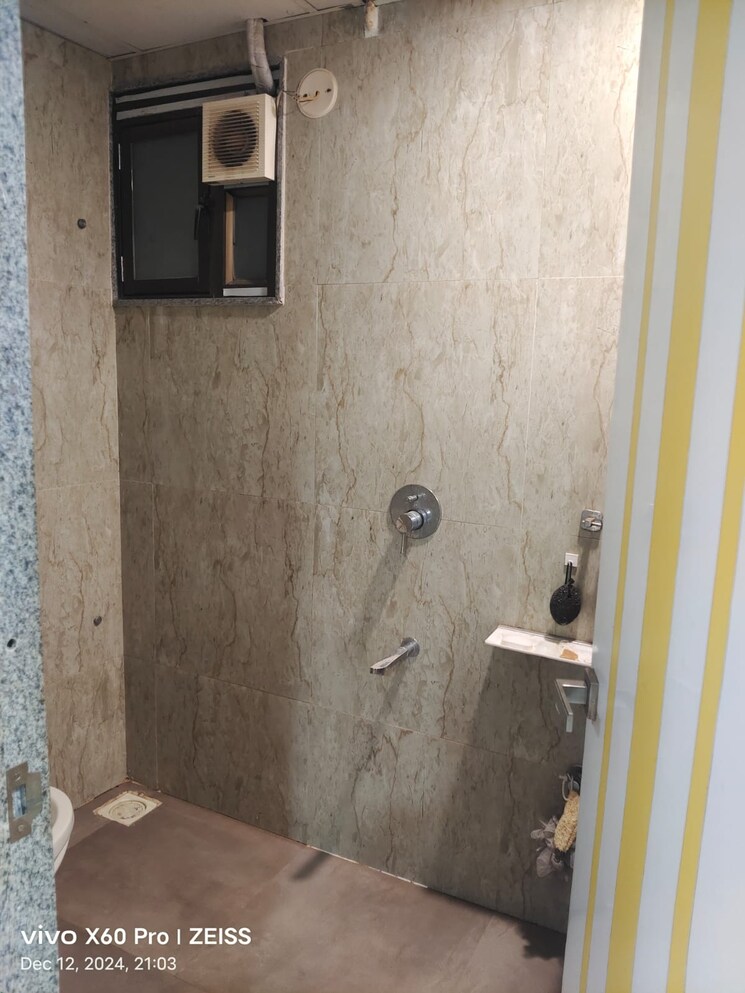 Bathroom, palanpur 3 Bedroom 1760 Sq.Ft. Apartment In Palanpur Surat 8035691
