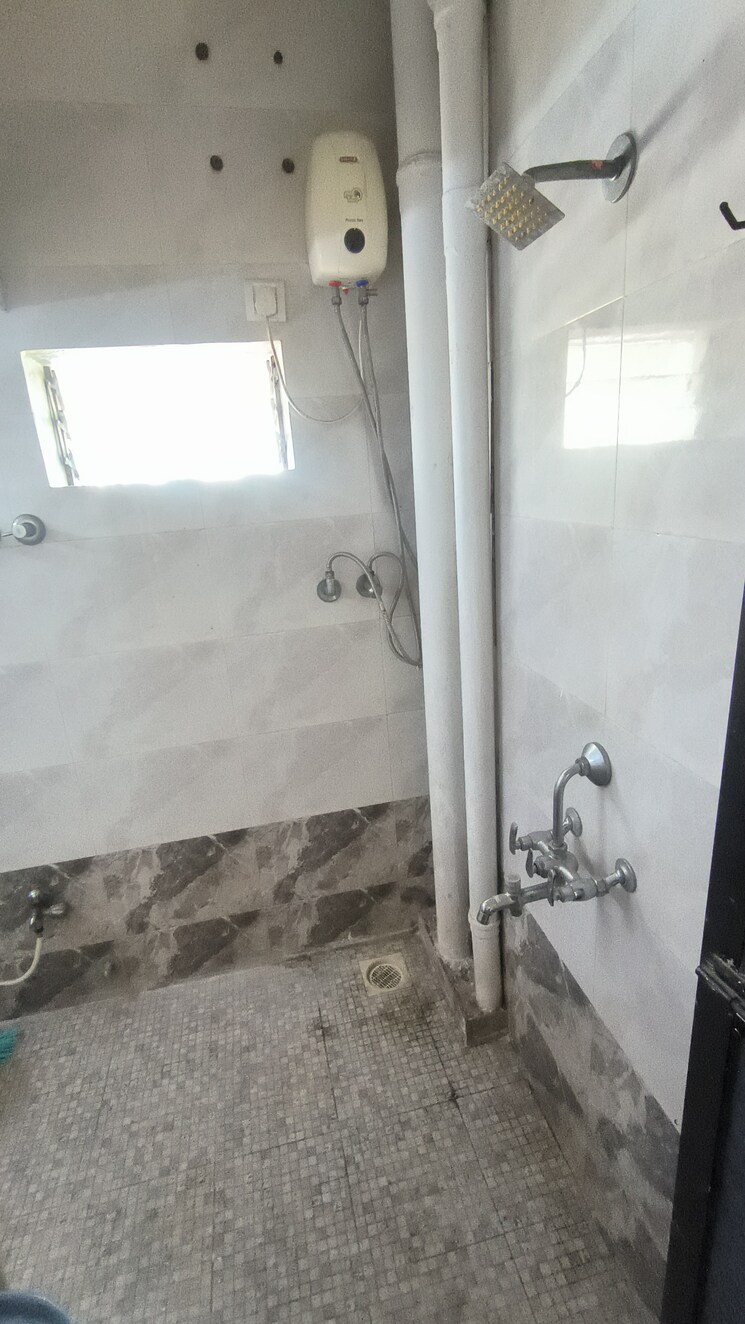 Bathroom, gyaneshwar-apartment 1 Bedroom 400 Sq.Ft. Apartment In Prabhadevi Mumbai 8035713