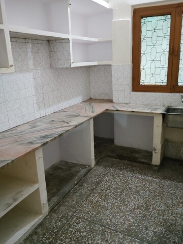 1.5 BHK Independent House For Rent in Vikas Nagar