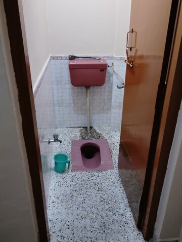 Bathroom in 1.5 BHK Independent House at Vikas Nagar – for Rent