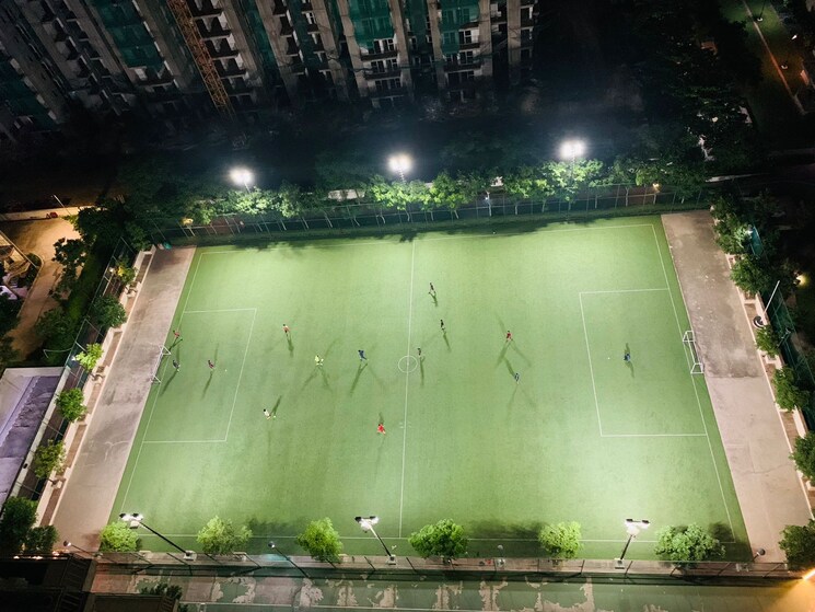 Garden, sector 102 4 Bedroom 2298 Sq.Ft. Apartment In Sector 102 Gurgaon 8035775