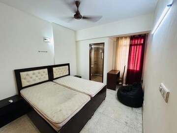 Bedroom in 3 BHK Apartment at Parsvnath Exotica, Sector 53 – for Rent