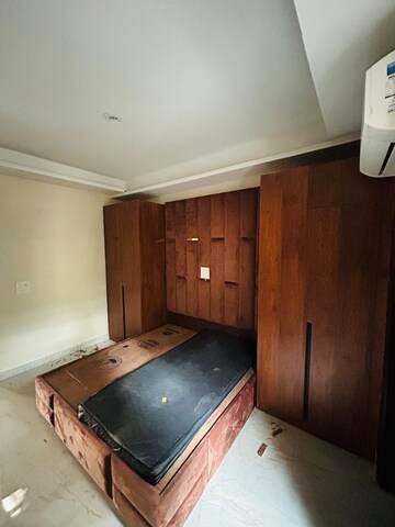 Room in 2 BHK Apartment at Kharar Road – for Rent