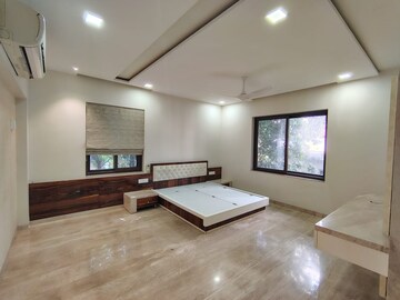 Room in 4 BHK Apartment at Ahuja Towers Banjara Hills, Banjara Hills – for Rent