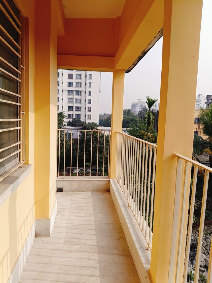 Balcony, gouranganagar 3 Bedroom 1180 Sq.Ft. Apartment In Gouranganagar Kolkata 8035980