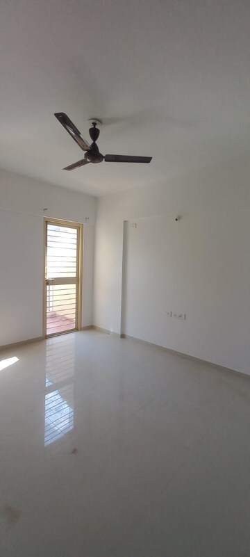 Bedroom in 2 BHK Apartment at Nyati Evara 2, Undri – for Rent