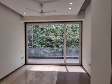 Bedroom in 4 BHK Builder Floor at Ansal Sushant Lok I, Sector 43 – for Rent