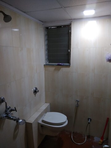 Attached Bathroom in 3 BHK Apartment at Civil Lines – for Rent