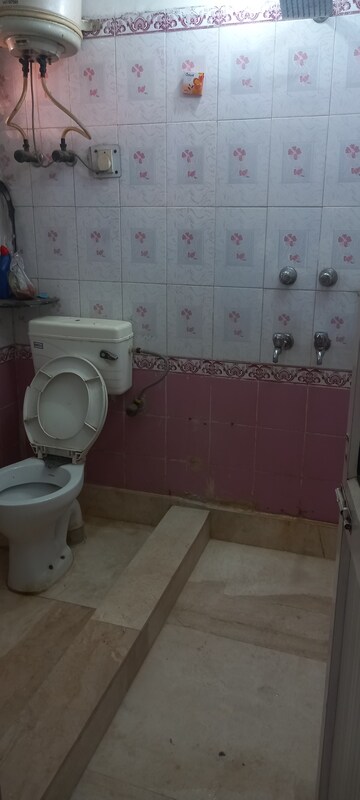 Attached Bathroom in 2 BHK Apartment at Ip Extension – for Rent