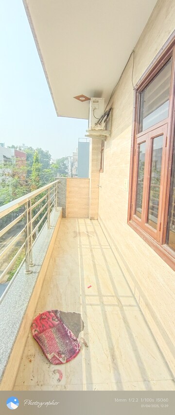 Balcony in 1 BHK Independent House at Sector 2 – for Rent
