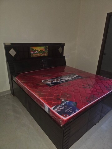 Bedroom in 2 BHK Apartment at Kharar – for Rent