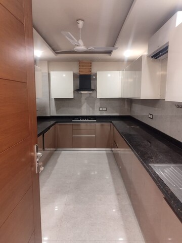 Kitchen in 4 BHK Builder Floor at DLF Plaza Tower, Sector 26a – for Rent