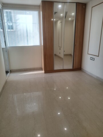  4 BHK Builder Floor at DLF Plaza Tower, Sector 26a – for Rent