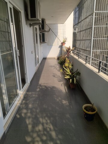 Balcony in 4 BHK Builder Floor at DLF Silver Oaks, Sector 26 – for Rent