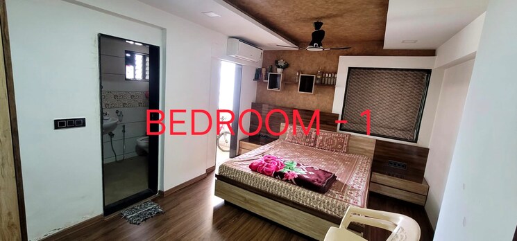 Bedroom, bodakdev 3 Bedroom 2000 Sq.Ft. Apartment In Bodakdev Ahmedabad 8036086