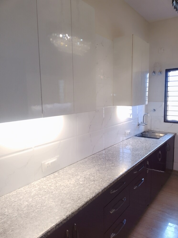 Kitchen, kharar kurali highway 2 Bedroom 100 Sq.Yd. Apartment In KharaR Kurali Highway Mohali 8036118