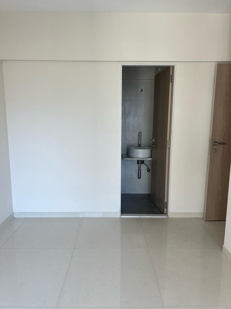 Room, sugee-atharva 2 Bedroom 590 Sq.Ft. Apartment In Prabhadevi Mumbai 8036119