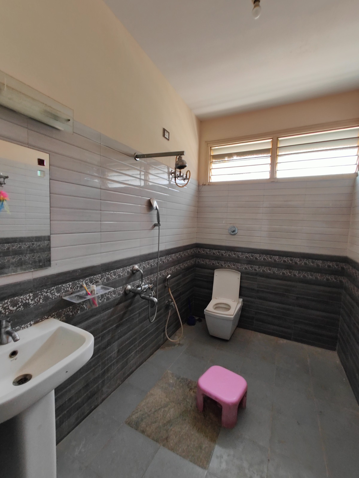 4 BHK + Pooja Room Villa For Sale in JP Nagar