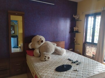 Bedroom in 2 BHK Apartment at The Springfields, Andheri West – for Rent