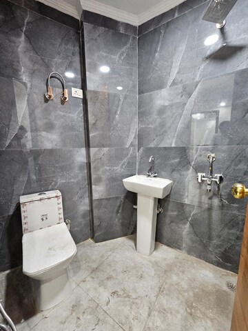 Bathroom in 1 BHK Builder Floor at Chattarpur – for Rent