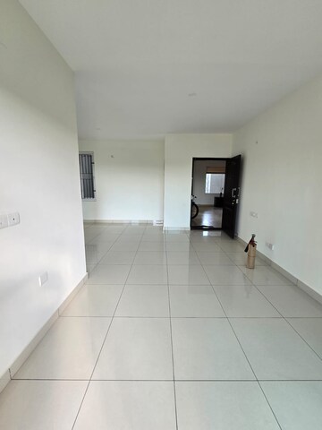 Room in 3 BHK Apartment at Devanahalli – for Sale