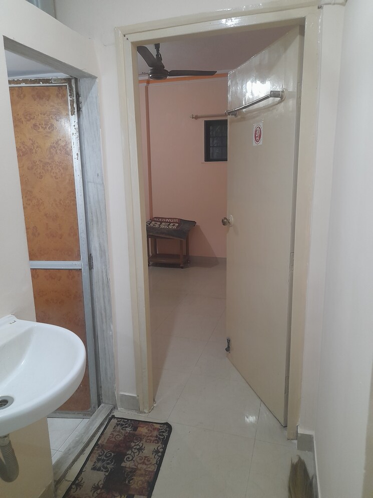 Master Bedroom, om-siddhivinayak-chs-vasant-vihar 1 Bedroom 520 Sq.Ft. Apartment In Vasant Vihar Thane 8036252