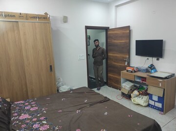 Bedroom in 1 RK Independent House at Unitech Arcadia, South City 2 – for Rent