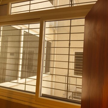 Room in 2.5 BHK Apartment at Manikonda – for Rent