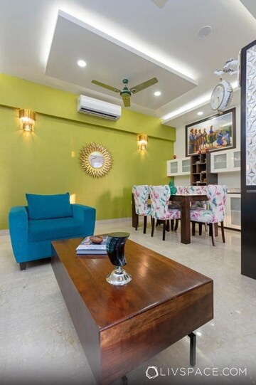 Living Room in 2.5 BHK Apartment at Microtek Greenburg, Sector 86 – for Rent