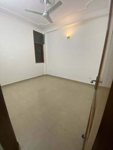 Room in 2 BHK Builder Floor at Malviya Nagar – for Rent