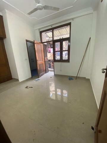 Room in 2 BHK Builder Floor at Malviya Nagar – for Rent