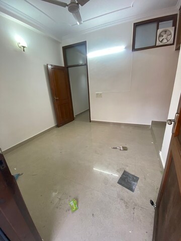 Master Bedroom in 2 BHK Builder Floor at Malviya Nagar – for Rent