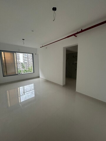 2 BHK Apartment For Rent in Hiranimanthan Shree Ganesh Krupa CHS Kurla East Mumbai  8036321