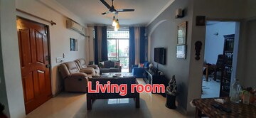 Master Bedroom in 3 BHK Builder Floor at Unitech South City II, Sector 50 – for Rent