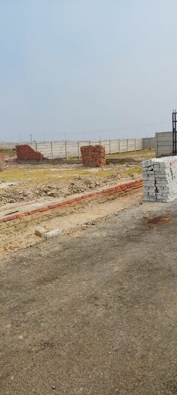 Plot Area in  Plot at Gosainganj – for Sale