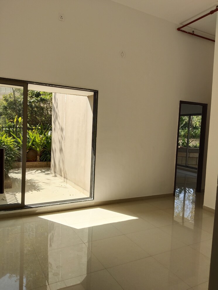 Room, runwal-eirene-part-1 2 Bedroom 644 Sq.Ft. Apartment In Balkum Pada Thane 8036357