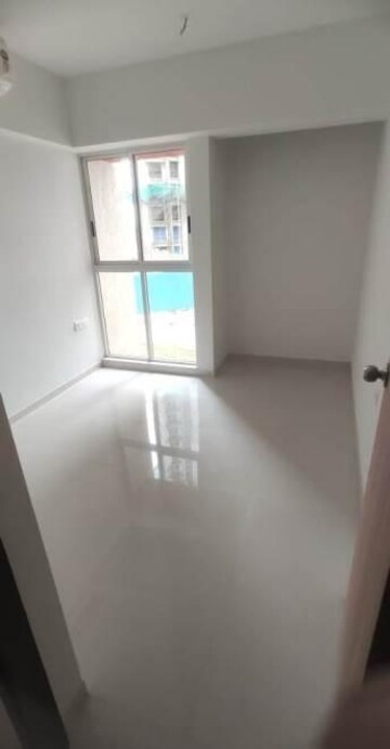 Room in 2 BHK Apartment at JH Regency Park, Kalyan East – for Rent