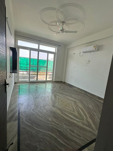 Bedroom in 3 BHK Builder Floor at Unitech South City II, Sector 50 – for Rent