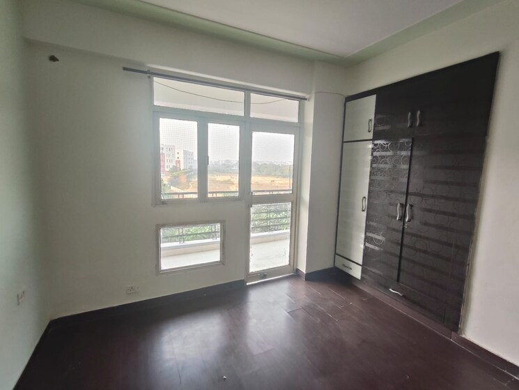Room, mahagun-milano 2 Bedroom 1100 Sq.Ft. Penthouse In Dundahera Ghaziabad 8036380