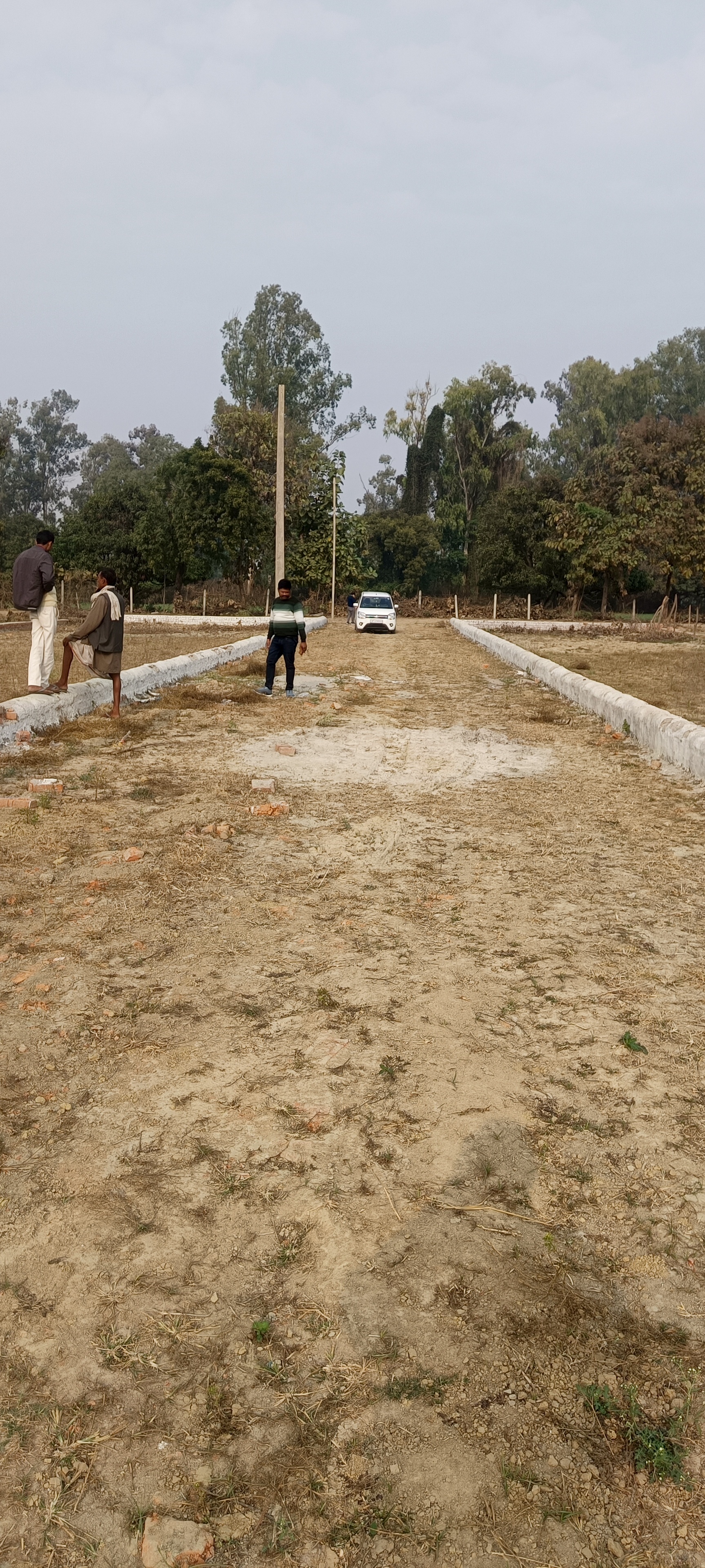 Plot For Sale in Invest Kisan Path Sitapur