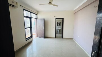 Room in 2 BHK Apartment at Maya Garden City, Lohgarh – for Rent