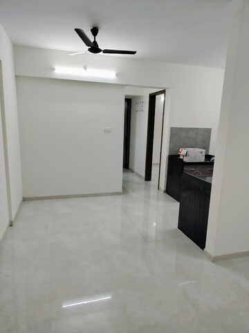 Room in 3 BHK Apartment at Park Express, Baner – for Rent